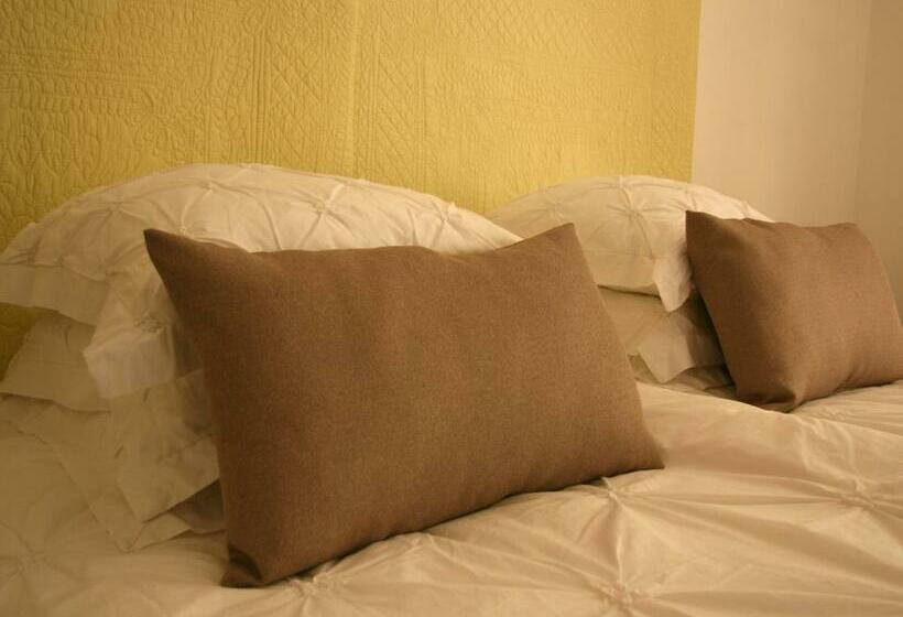 חדר משפחתי נוף לגינה, Couleur Lavande