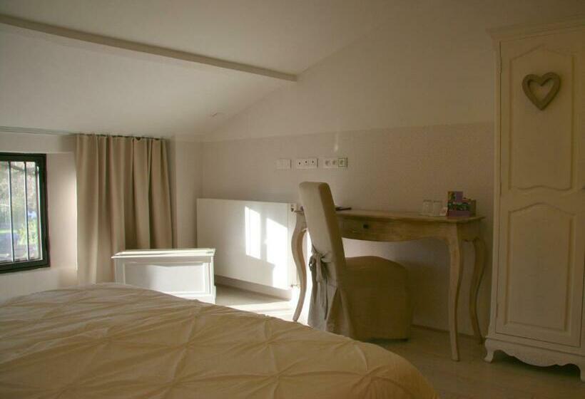 חדר סטנדרט נוף לגינה, Couleur Lavande