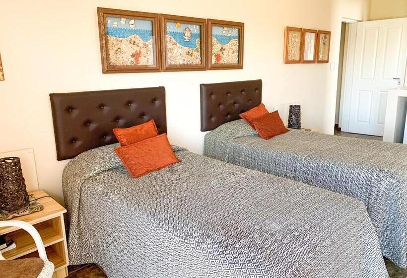 غرفة قياسية ثلاثية, Marina Martinique B&b