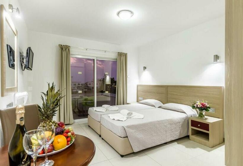 إستوديو سوبيريور, Bellini