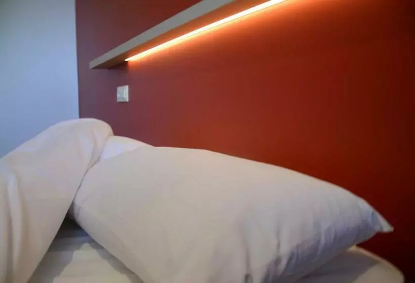 スタンダードシングルルーム, Eklo Hotels Le Mans