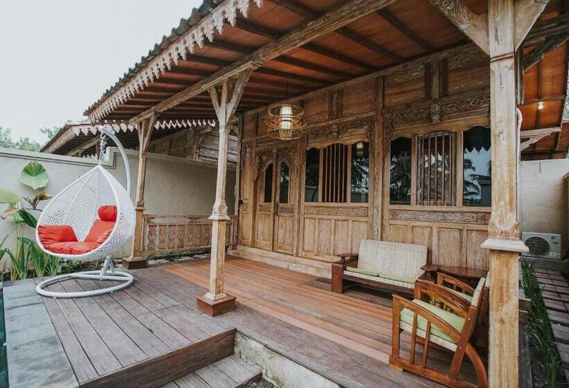 Egyszobás Villa, Royal Casa Ganesha