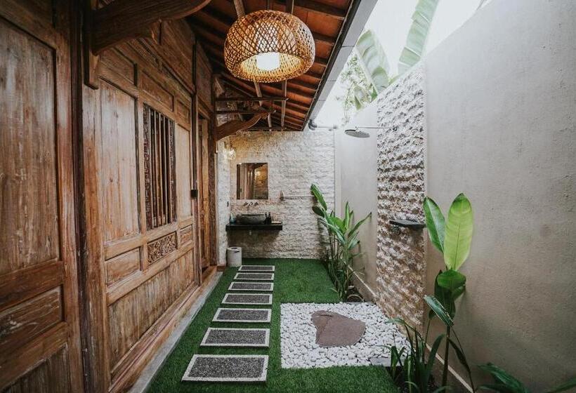 Egyszobás Villa, Royal Casa Ganesha