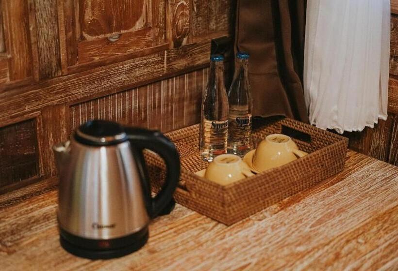 Egyszobás Villa, Royal Casa Ganesha