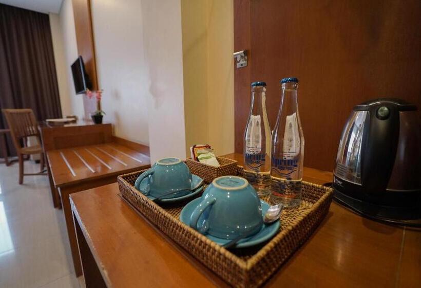 Medencére Néző Standard Szoba, Royal Casa Ganesha