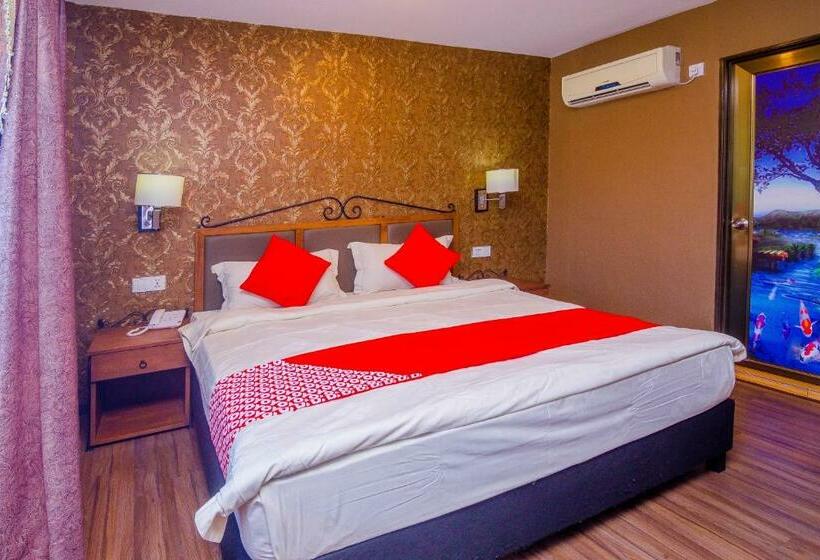 キングサイズベッドのスタンダードルーム, K Garden Hotel Sungai Petani