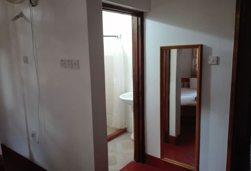 اتاق استاندارد با چشمانداز کوهستان, Kilimanjaro Safaris Lodge