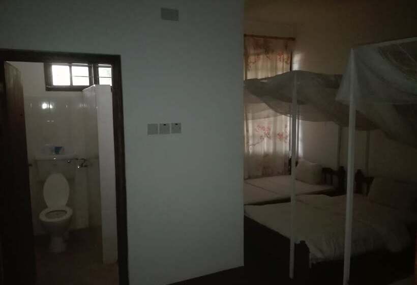 اتاق استاندارد با چشمانداز کوهستان, Kilimanjaro Safaris Lodge