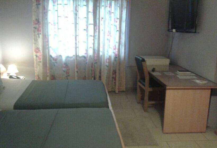 Chambre Standard, Marinette