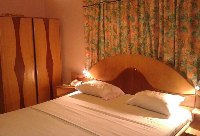 Chambre Standard, Marinette