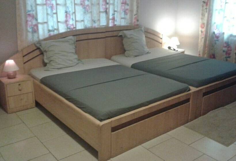 Chambre Standard, Marinette