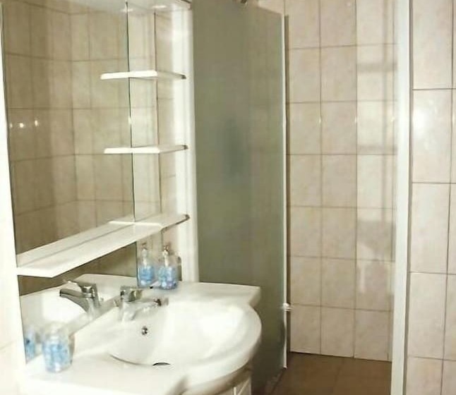 Chambre Standard, Marinette