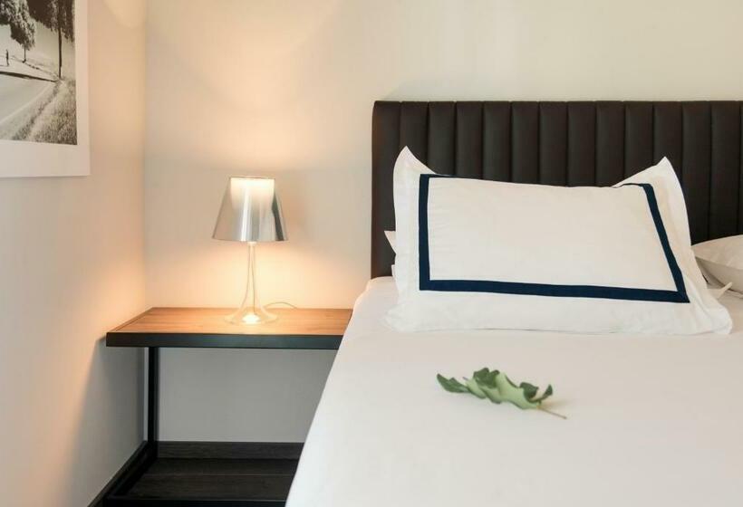 חדר אקונומי, Milna Osam   Adults Only