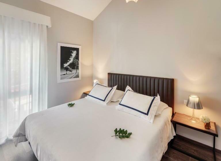 סוויטה דלוקס, Milna Osam   Adults Only