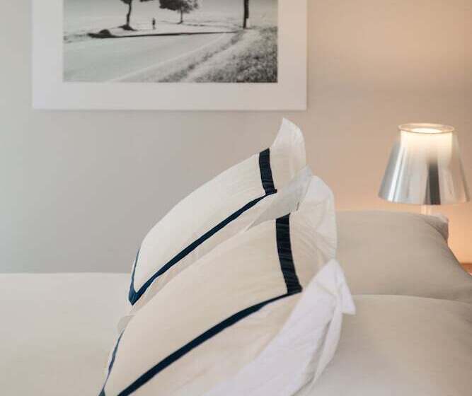 סוויטה דלוקס, Milna Osam   Adults Only