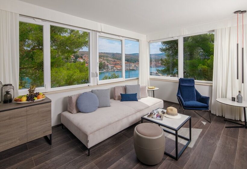 סוויטת דלוקס נוף לים, Milna Osam   Adults Only