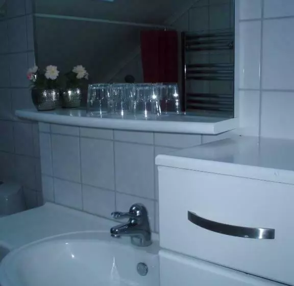 ２ベッドルームアパートメント, åkerby Herrgård