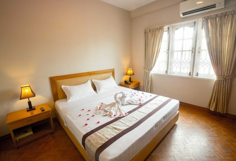 اتاق سوپریور, V.a.n