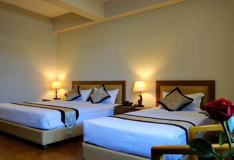 اتاق لوکس سه تخته, V.a.n