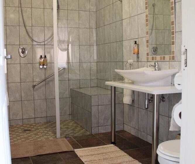 غرفة قياسية سرير كينج, Marina Martinique B&b