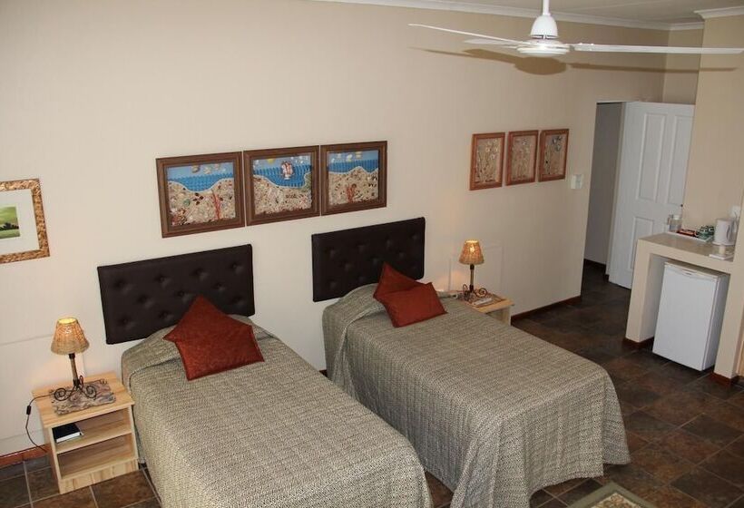 غرفة قياسية ثلاثية, Marina Martinique B&b