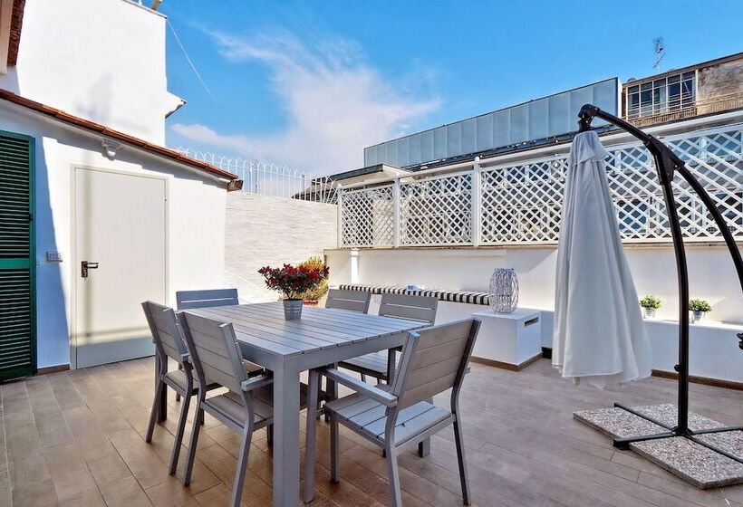 آپارتمان 2 خوابه با تراس, Monti Apartments   My Extra Home