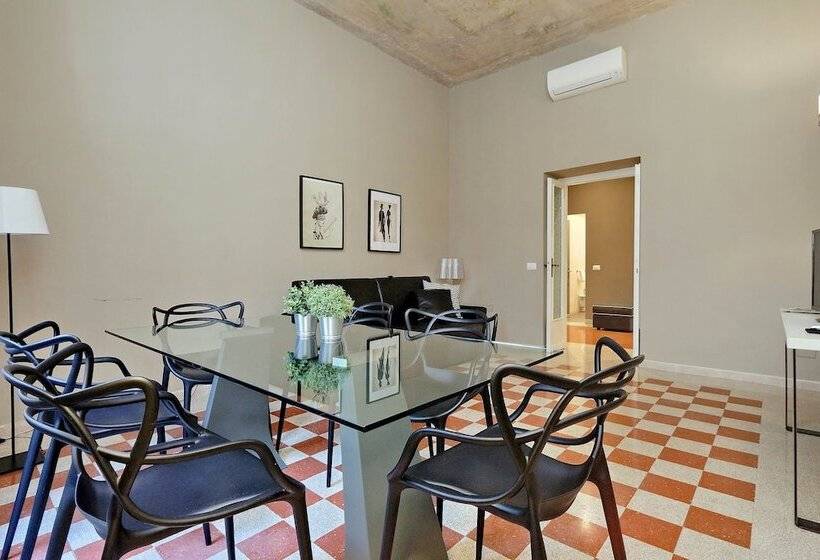 آپارتمان 2 خوابه با بالکن, Monti Apartments My Extra Home