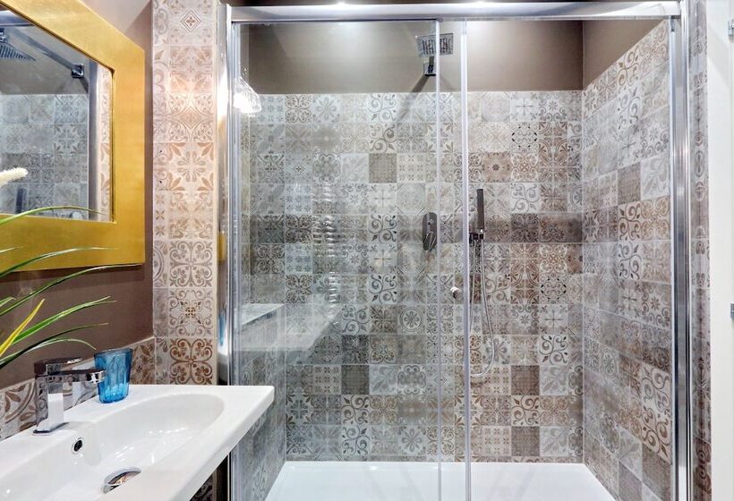 آپارتمان 2 خوابه با بالکن, Monti Apartments My Extra Home