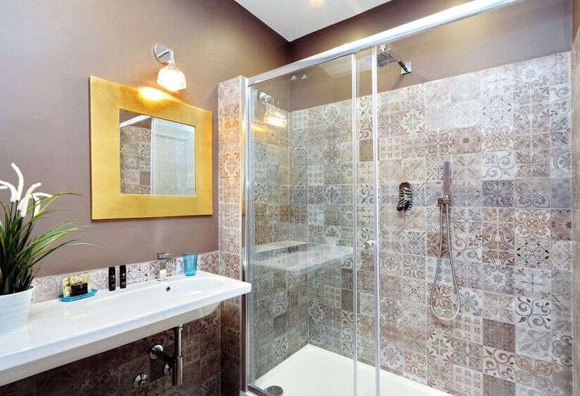 آپارتمان 2 خوابه با بالکن, Monti Apartments   My Extra Home