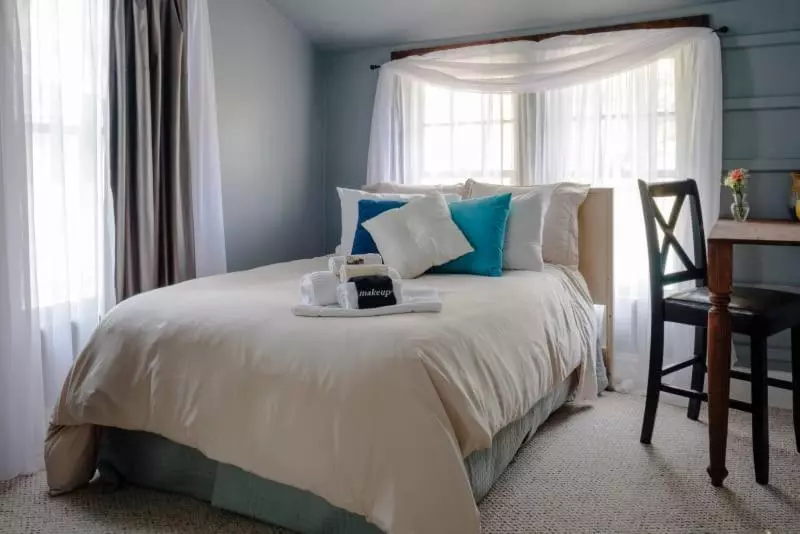 デラックススイート, Morgan And Wells Bed And Breakfast