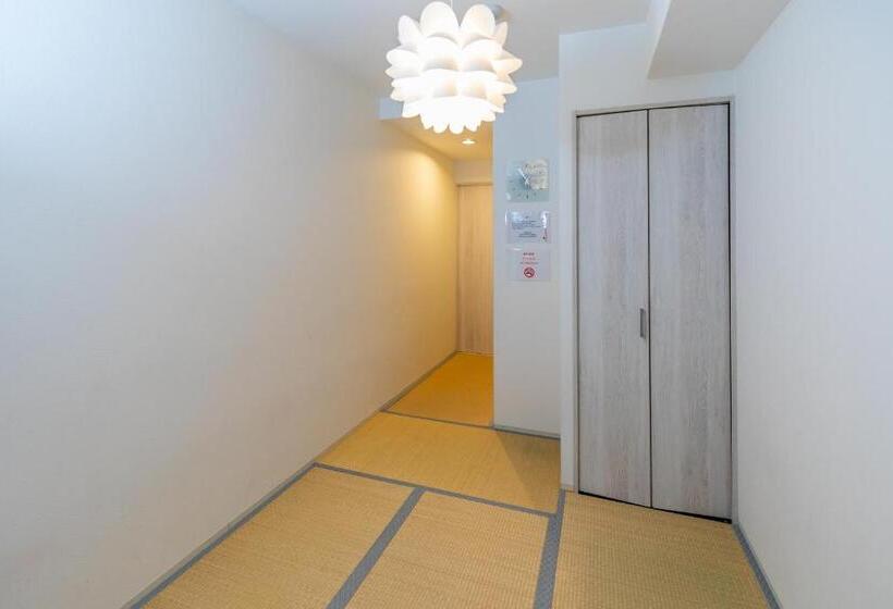 Номер Стандарт Трехместный, Tabist Gloire Osaka