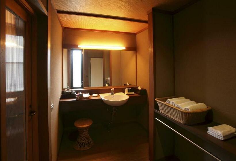 Номер Deluxe, Yoyokaku Ryokan