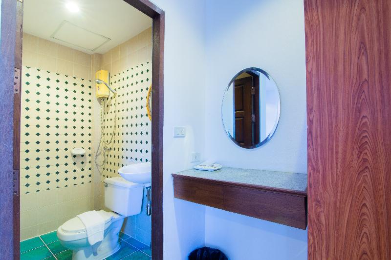 Quarto Economy, J4 Samui Hotel Sha Plus