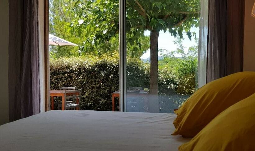 スタンダードルーム, Caseddu Di Chjarastella