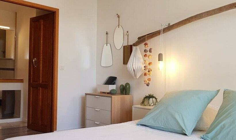 スタンダードルーム, Caseddu Di Chjarastella