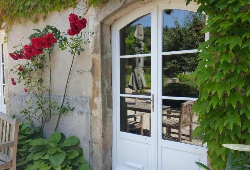 Полулюкс Одноместный с Террасой, Moulin Renaudiots Maison D Hôtes