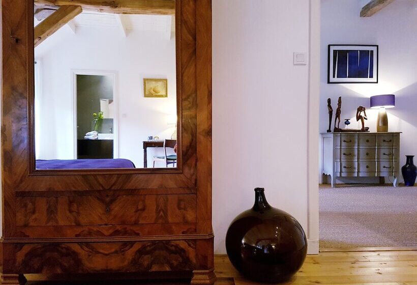 Номер Стандарт Вид на Бассейн, Moulin Renaudiots Maison D Hôtes