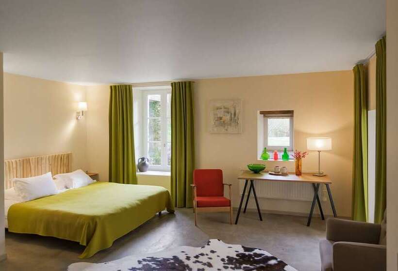 Номер Стандарт Вид на Бассейн, Moulin Renaudiots Maison D Hôtes