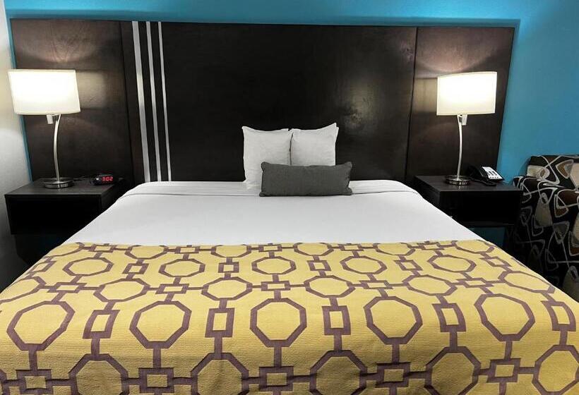 带大床的标准间, Baymont By Wyndham Bryan College Station