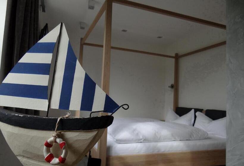 Deluxe room with river view, Bella Riva