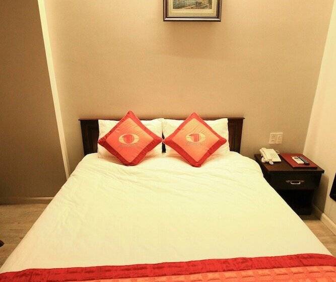 اتاق لوکس, Gia Hoa