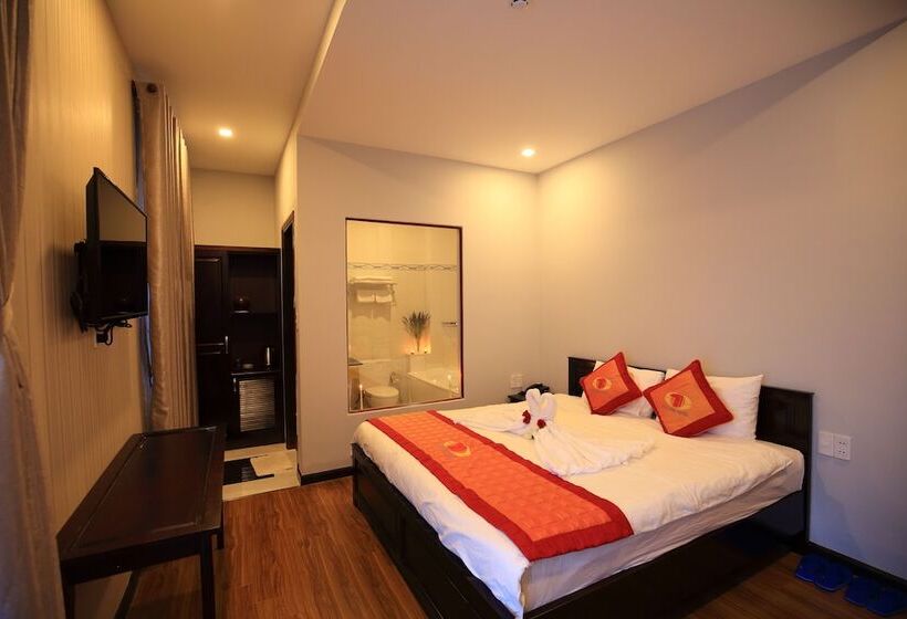 اتاق استاندارد, Gia Hoa