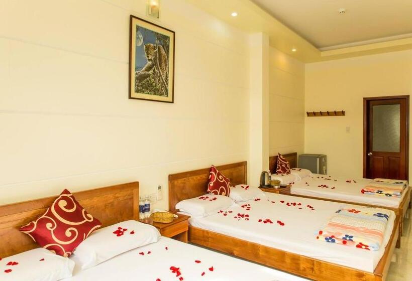 اتاق خانوادگی, Hà Tiên Hạnh Phúc