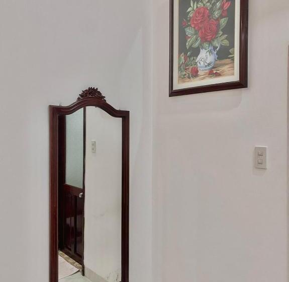 اتاق خانوادگی, Hà Tiên Hạnh Phúc