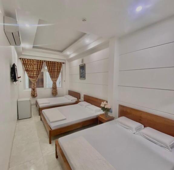 اتاق خانوادگی, Hà Tiên Hạnh Phúc