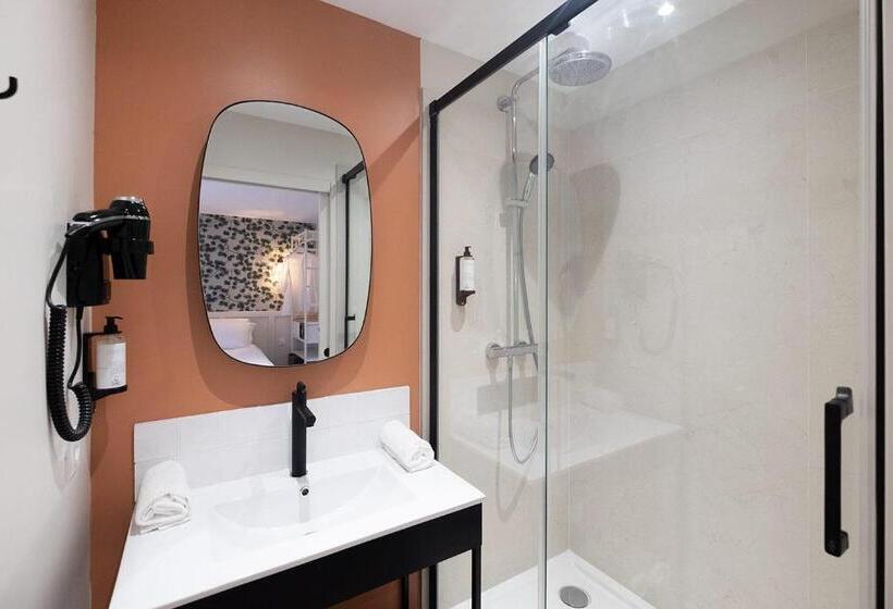 Номер Стандарт, Hôtel De La Plage