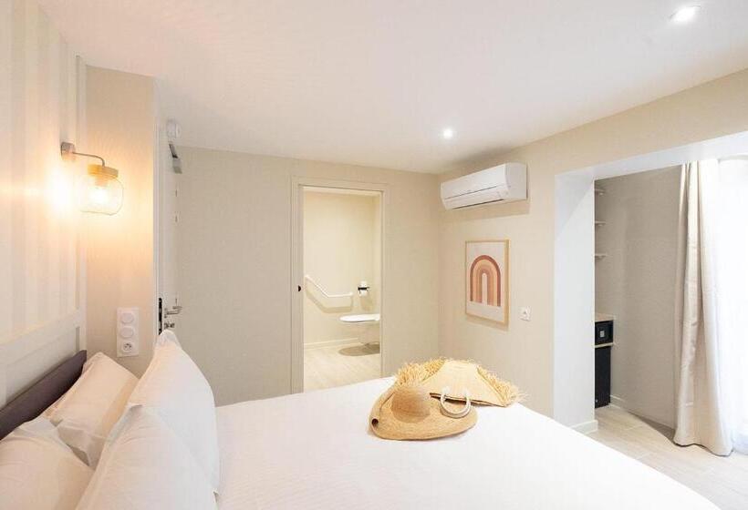 Номер Стандарт, Hôtel De La Plage