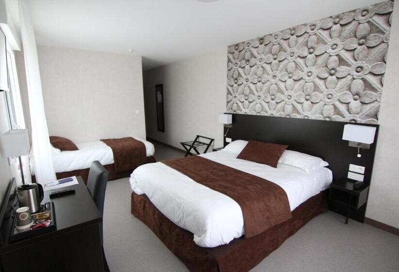 غرفة كلاسيكية ثلاثية, Logis Hôtel   La Chambre D Amiens