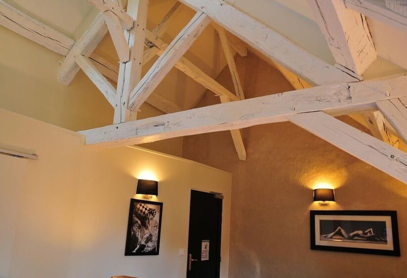 Номер Deluxe, Les Glycines Vézelay
