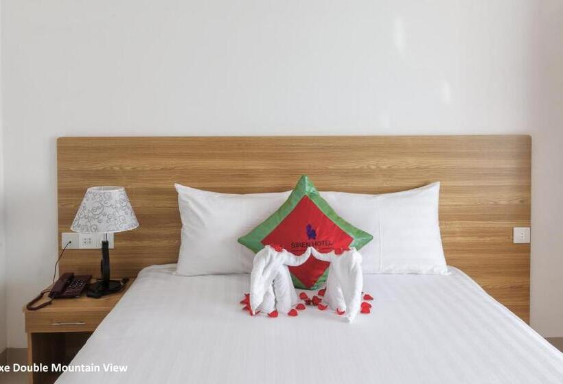 Deluxe Room Mountain View, Siren Flower